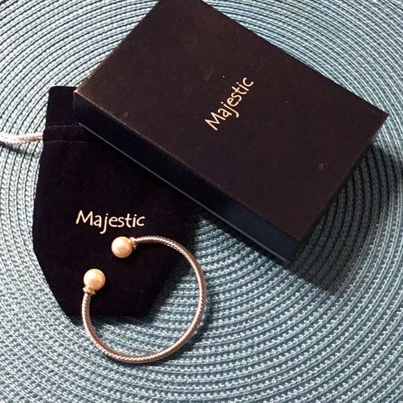 Pearl & Crystal Silver Bracelet - Picture 2 of 5